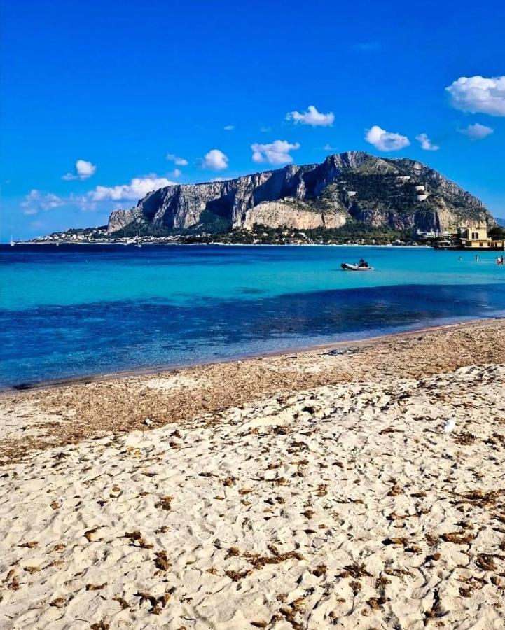 פלרמו Mondello Stesicoro Apartment מראה חיצוני תמונה